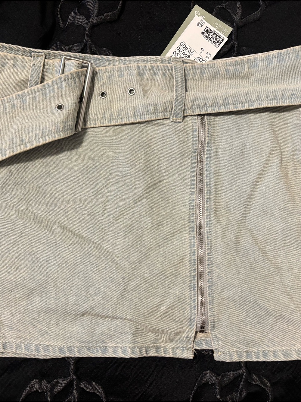 H&M Light Wash Denim Mini Skirt with Belt